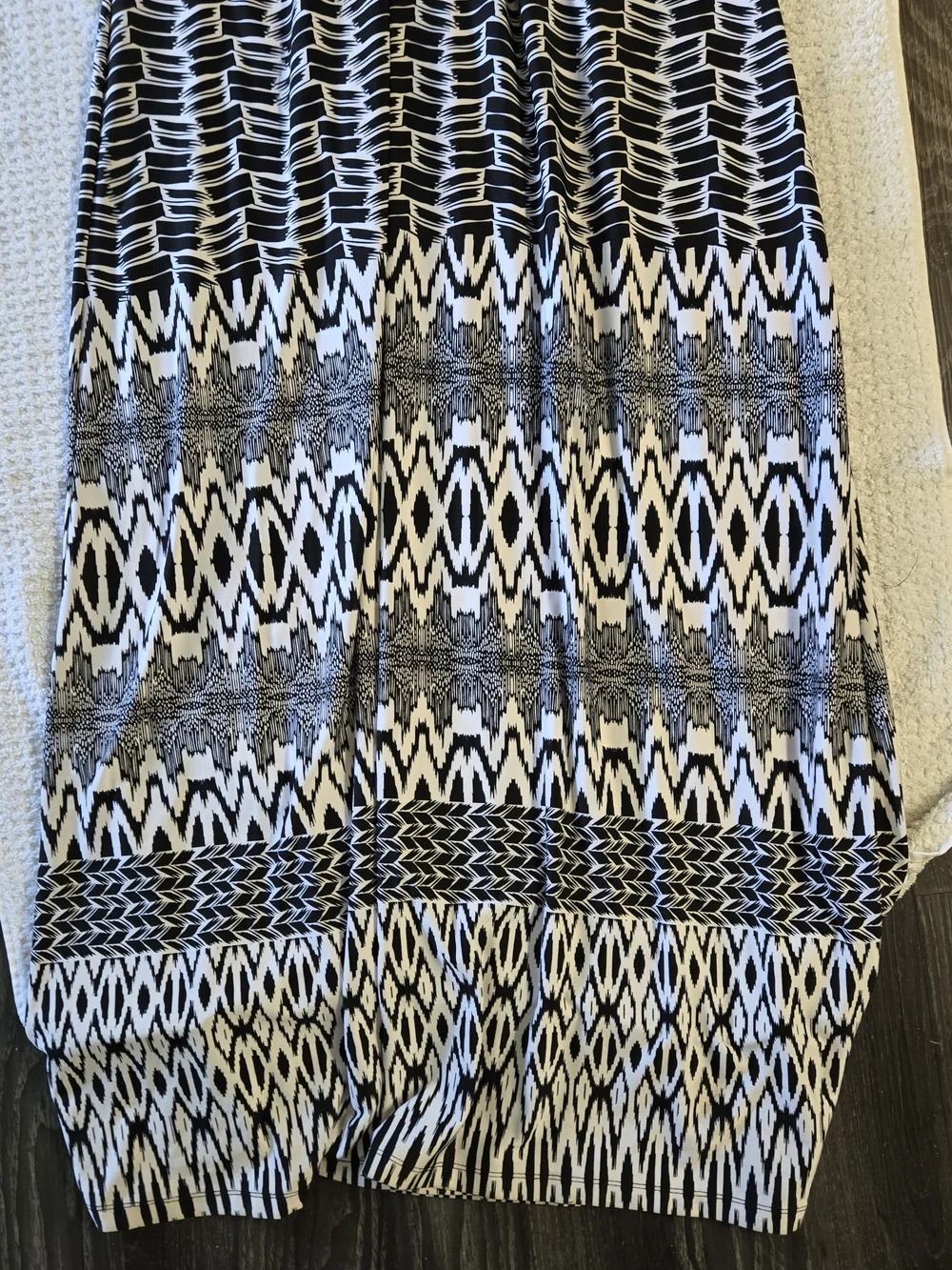 Metaphor Black and White Geometric Maxi Skirt